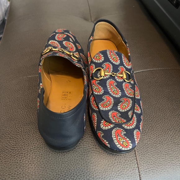 Shoes main image 4